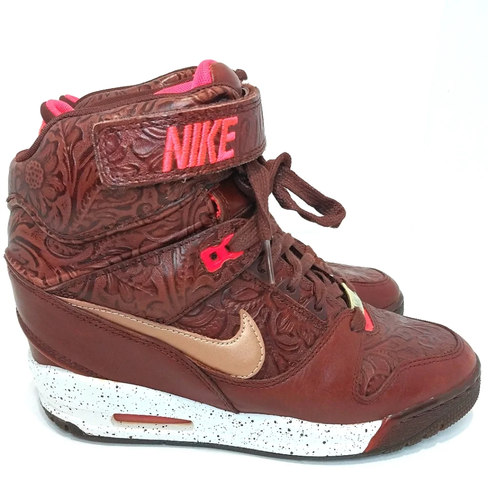 Nike Air Revolution‎ Sky Hi City Pack Milan, Limited Edition, Size 8.5| EUR 40